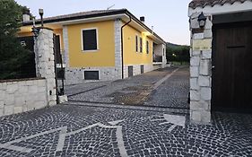 Villa Polio
